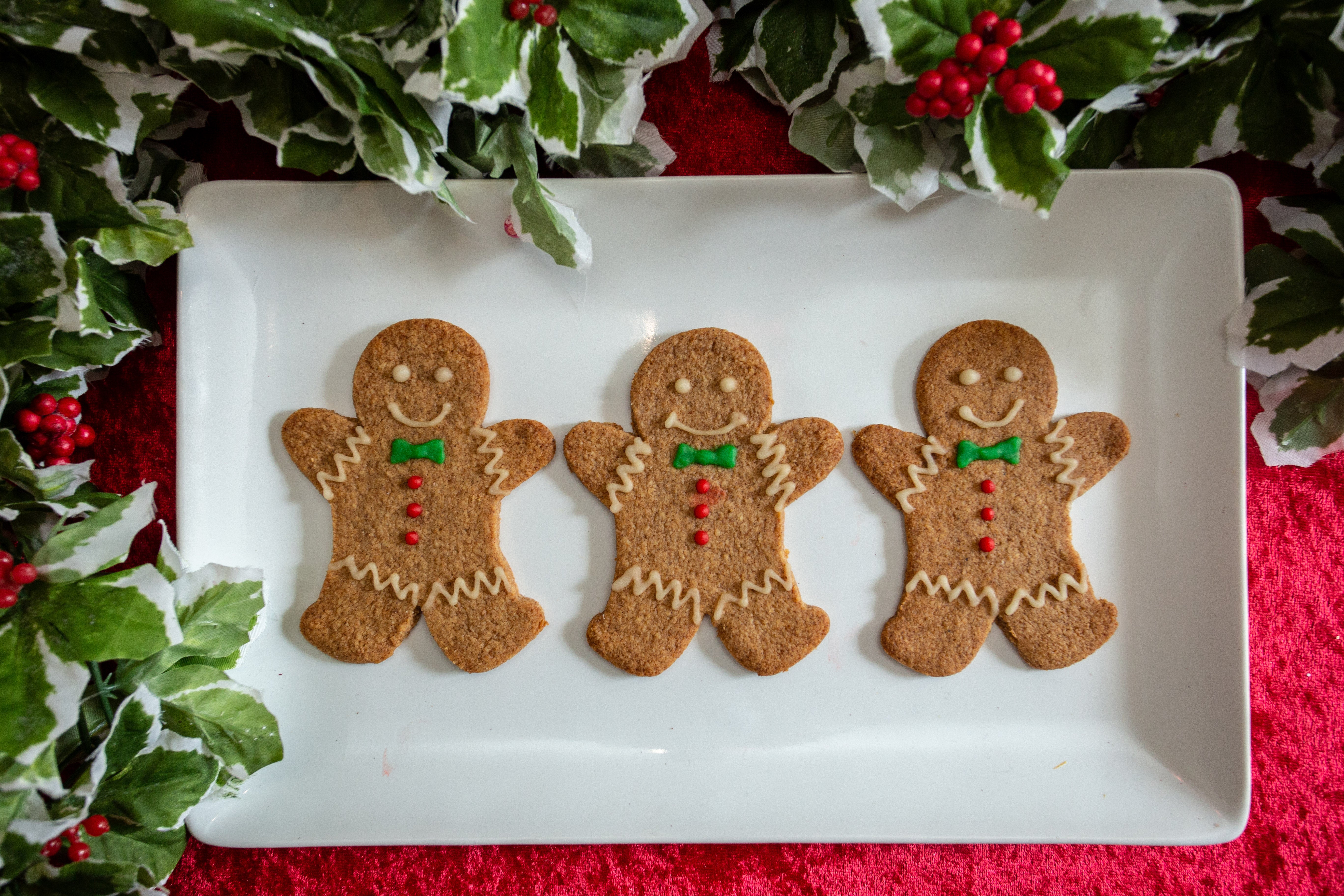 Keto Gingerbread Cookies